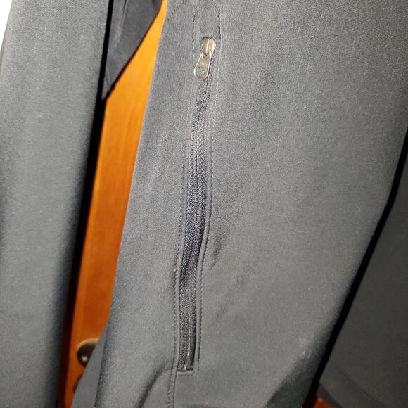 Men's Waterproof North Face Jacket - Size Large - Picture 7 of 8